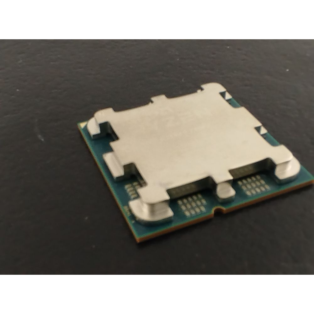 Процессор AMD Ryzen 9 7900X Фото 7