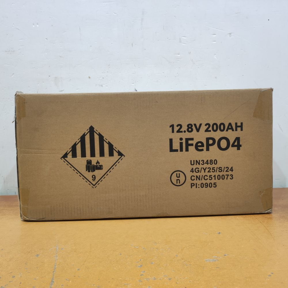 Батарея LiFePo4 Merlion LFP12-200US Фото 2