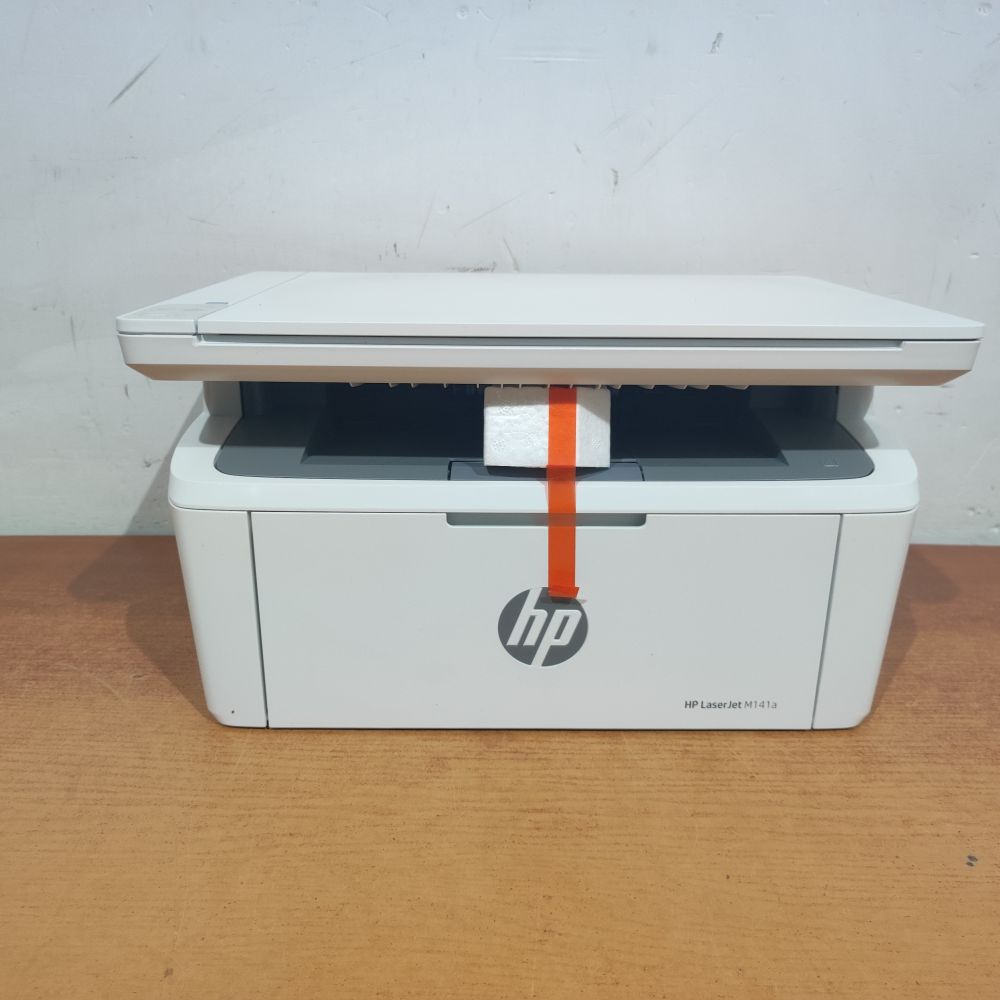 Многофункциональное устройство HP LaserJet Pro M141a Фото