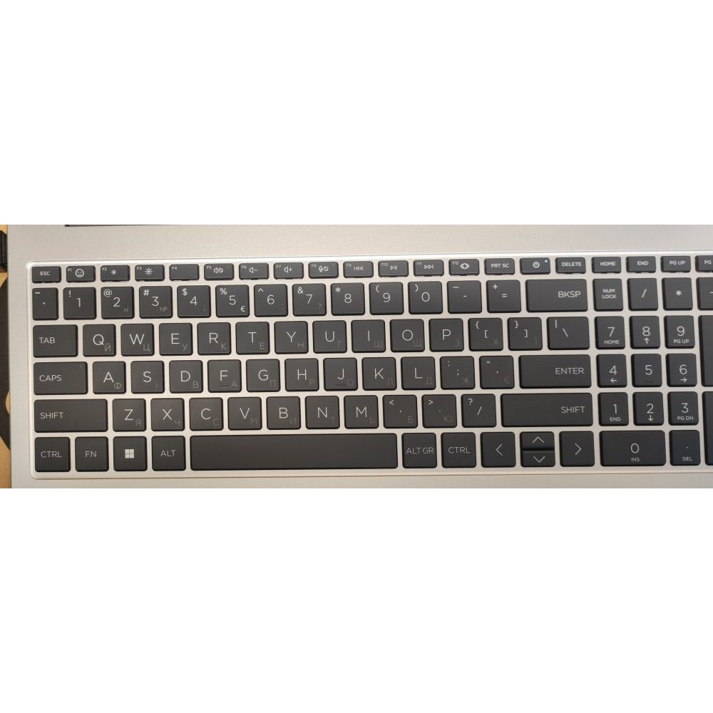 Ноутбук HP 250 G10 (C14QXET) зображення 7