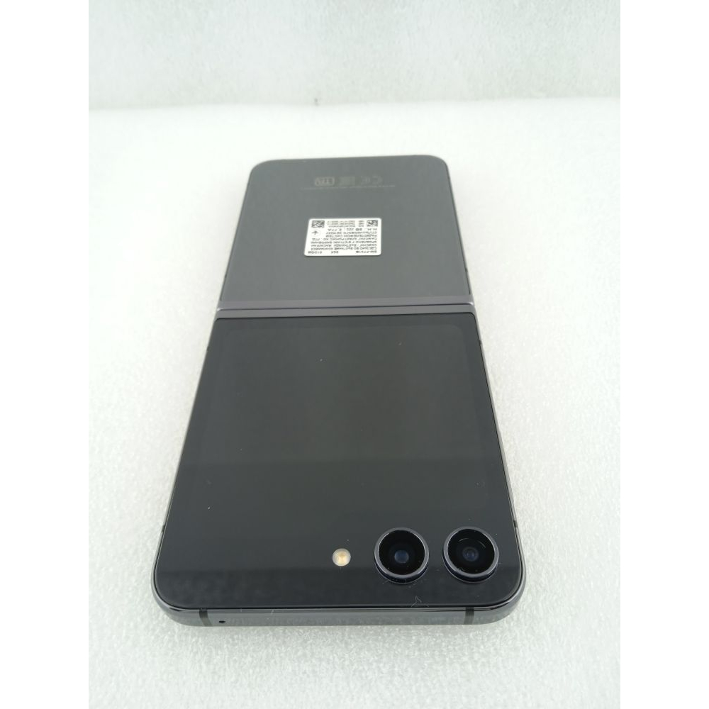 Мобильный телефон Samsung Galaxy Flip5 8/512Gb Graphite Фото 3