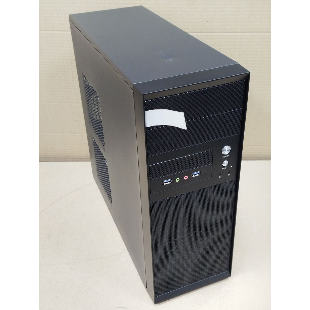 Корпус для ПК Chieftec iArena Фото