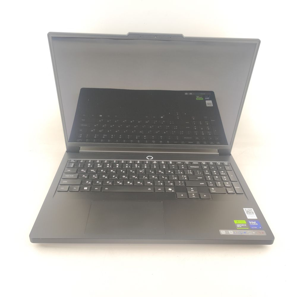 Ноутбук Lenovo Legion Pro 7 16IAX10H (83F5009PRA) зображення 2