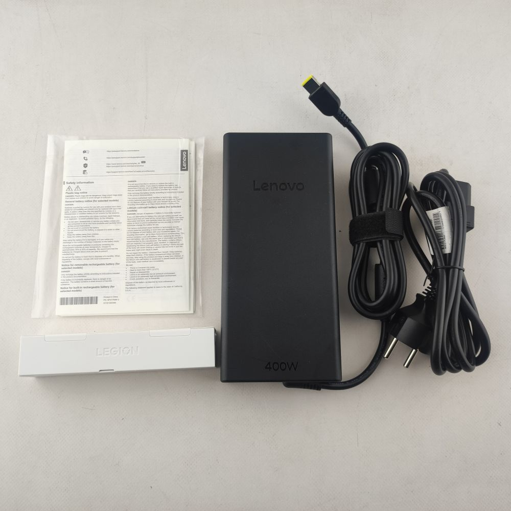 Ноутбук Lenovo Legion Pro 7 16IAX10H (83F5009PRA) зображення 9