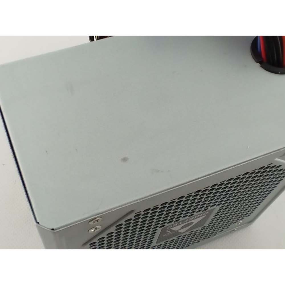 Блок питания Chieftec 700W Фото 1
