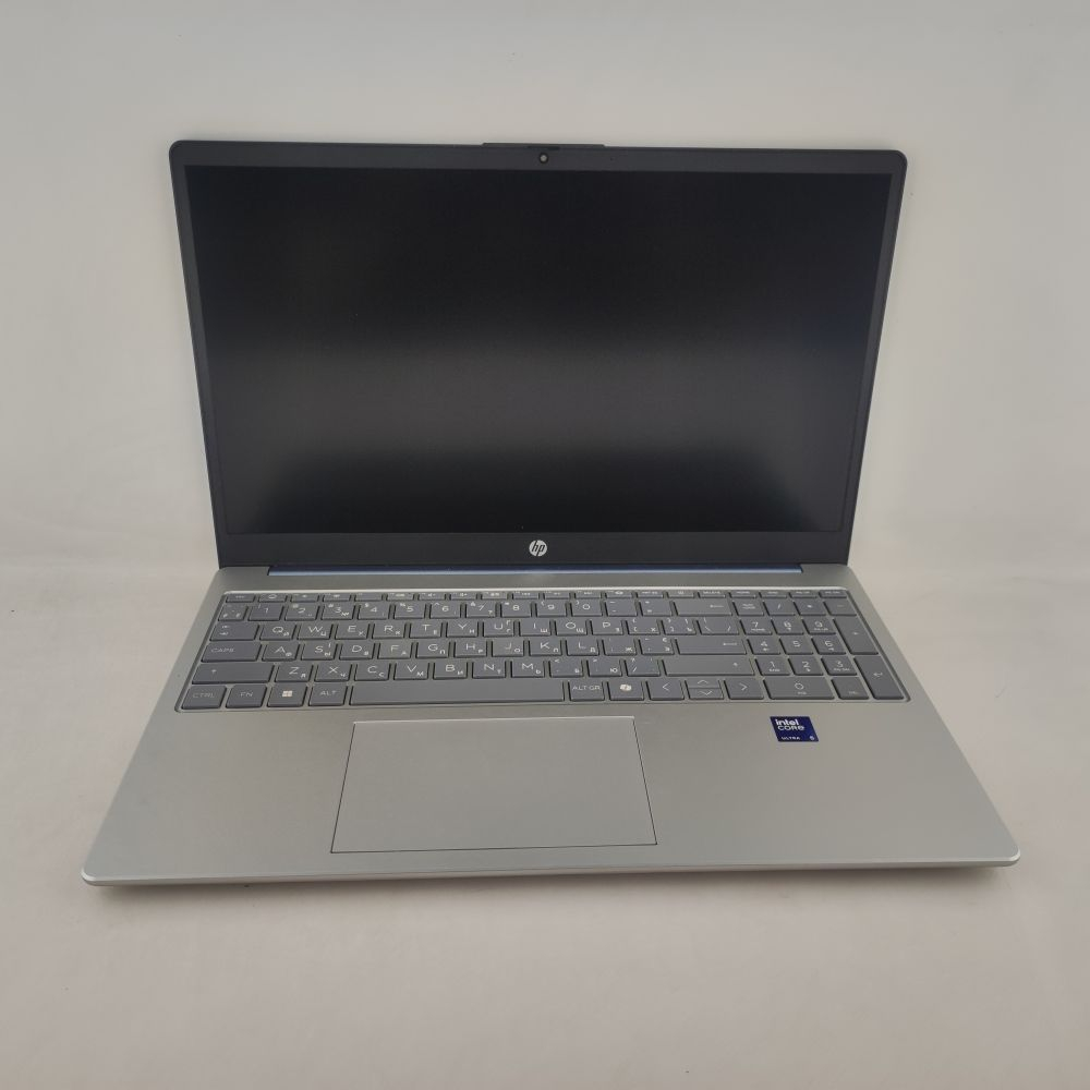 Ноутбук HP 15-fd2001ua Фото