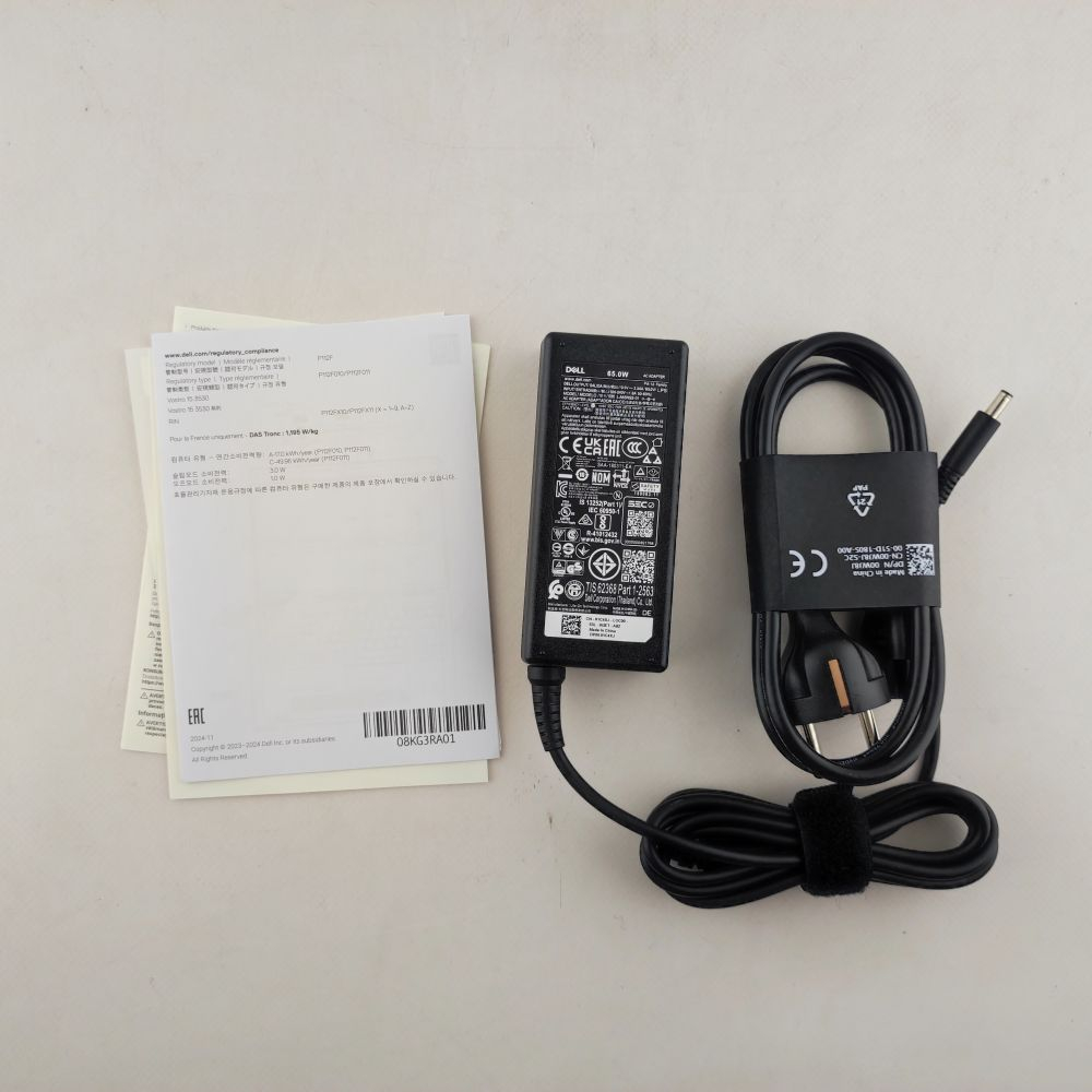 Ноутбук Dell Vostro 3530 (N3404PVNB3530EMEA01_UBU) зображення 8