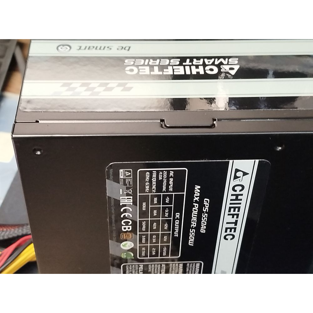 Блок питания Chieftec 550W Фото 2